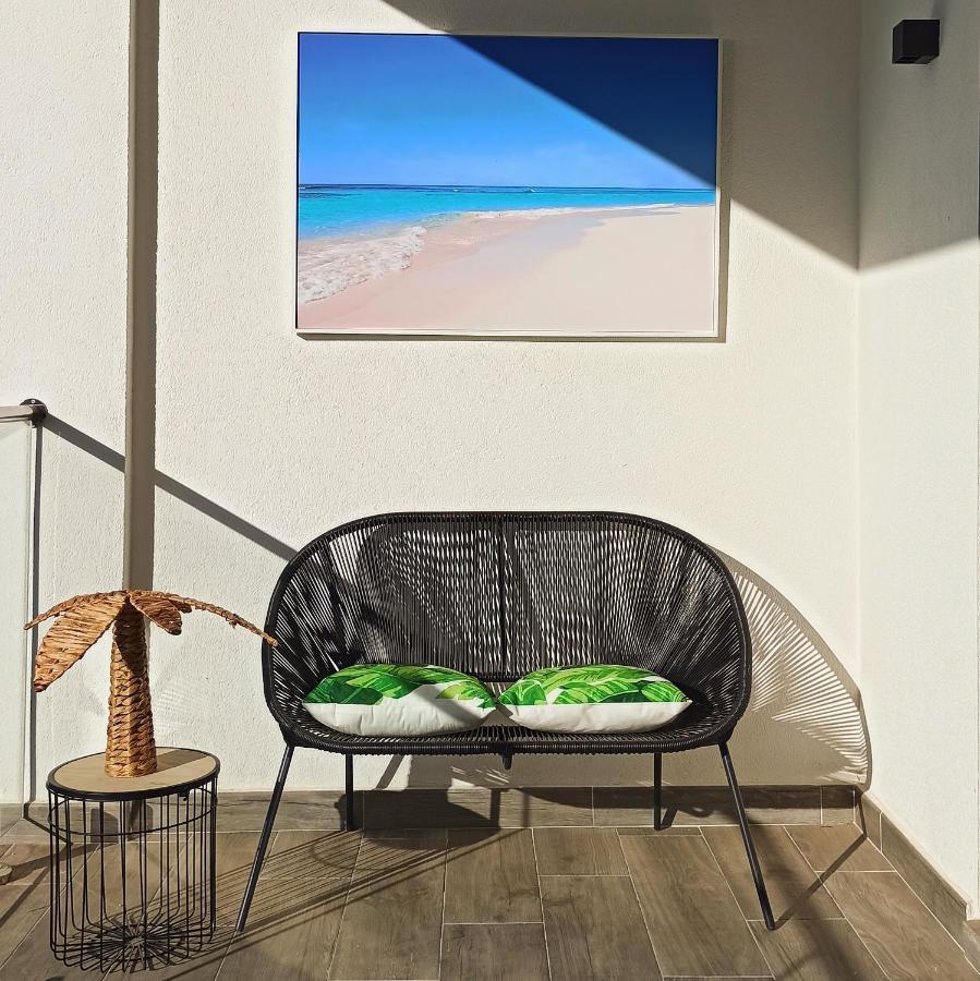 La Paloma Beach Apartment With Pool By Casa Del Sol Hr 马尼尔瓦 外观 照片