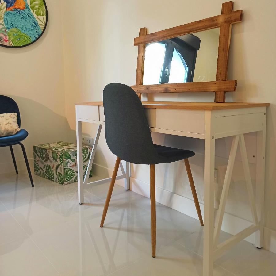 La Paloma Beach Apartment With Pool By Casa Del Sol Hr 马尼尔瓦 外观 照片