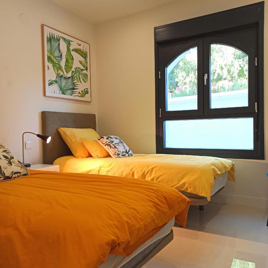 La Paloma Beach Apartment With Pool By Casa Del Sol Hr 马尼尔瓦 外观 照片